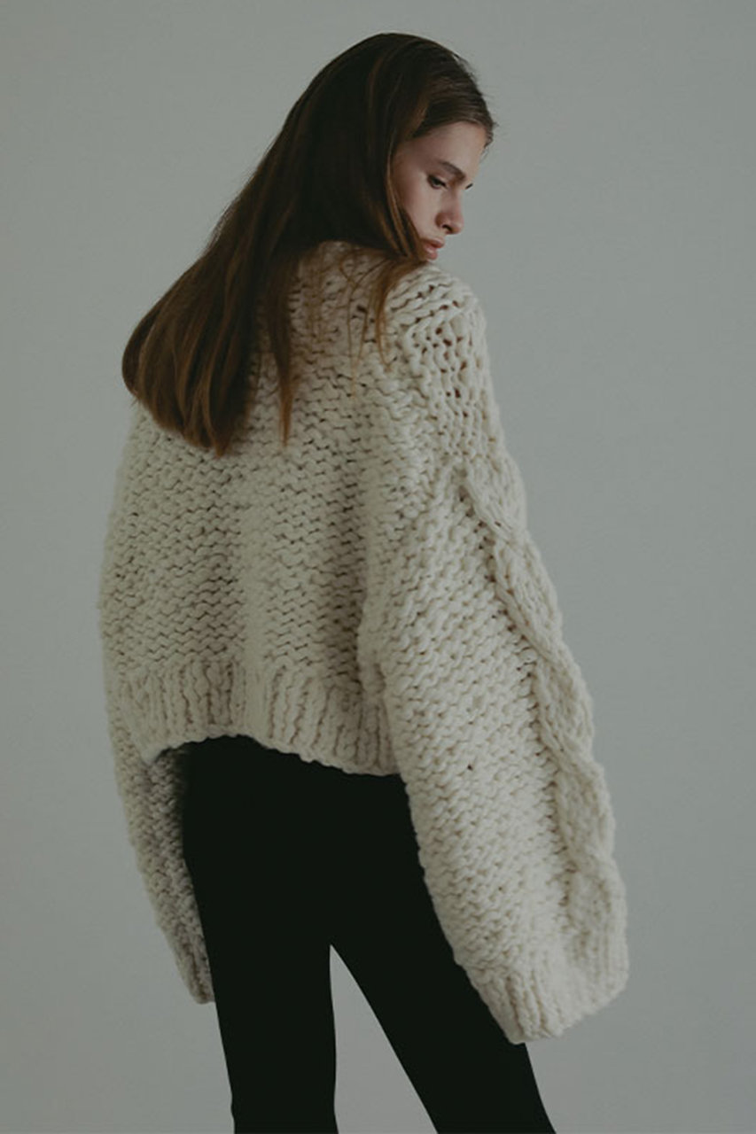 ETRE TOKYO(エトレトウキョウ)｜ハンドニットケーブルプルオーバー