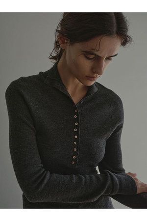 エトレトウキョウ/ETRE TOKYOの2wayコンフィーハイネックニットプルオーバー(110300/110301)