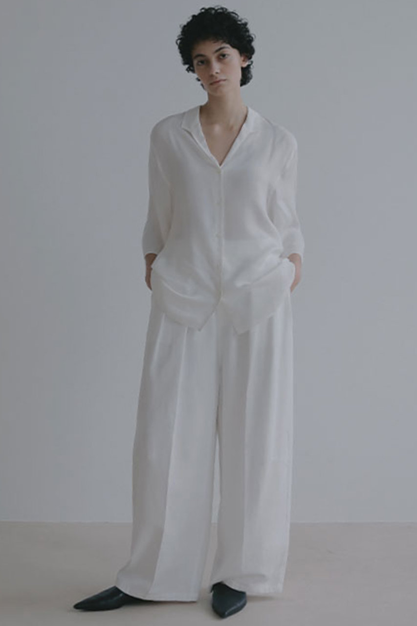 ETRE ハンドタックシアーボリュームドレス ホワイト 新品タグ付即完 定価以下 │ ETRE TOKYO official online store(エトレトウキョウ)