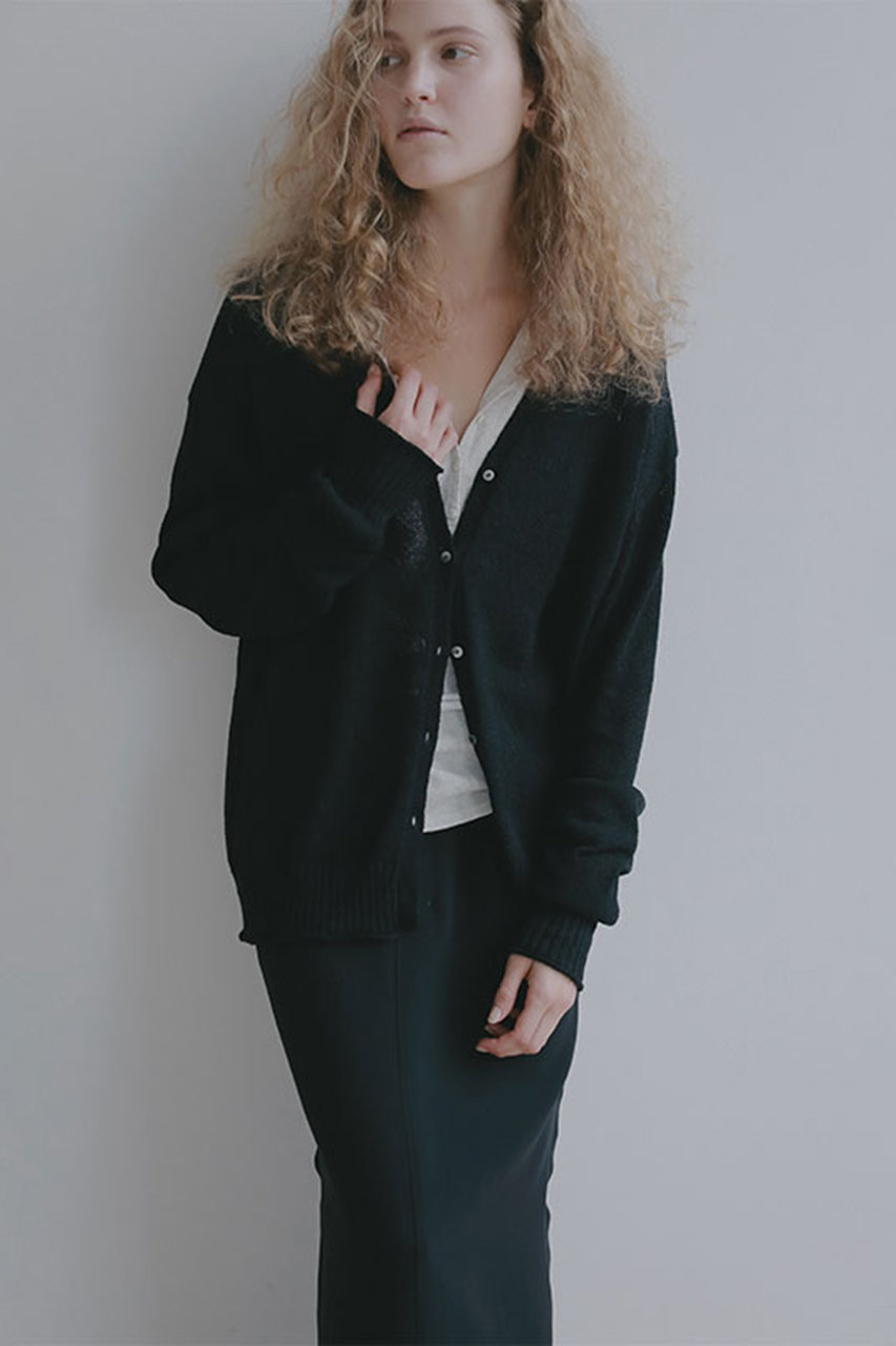 エトレトウキョウ/ETRE TOKYOのリリヤーンリネンVネックカーディガン(ブラック/1226204094-0)