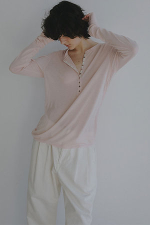 エトレトウキョウ/ETRE TOKYOのウールフライスヘンリーネックプルオーバー(110100/110103)