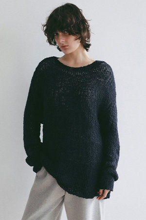 エトレトウキョウ/ETRE TOKYOのスラブヤーンローゲージニットプルオーバー