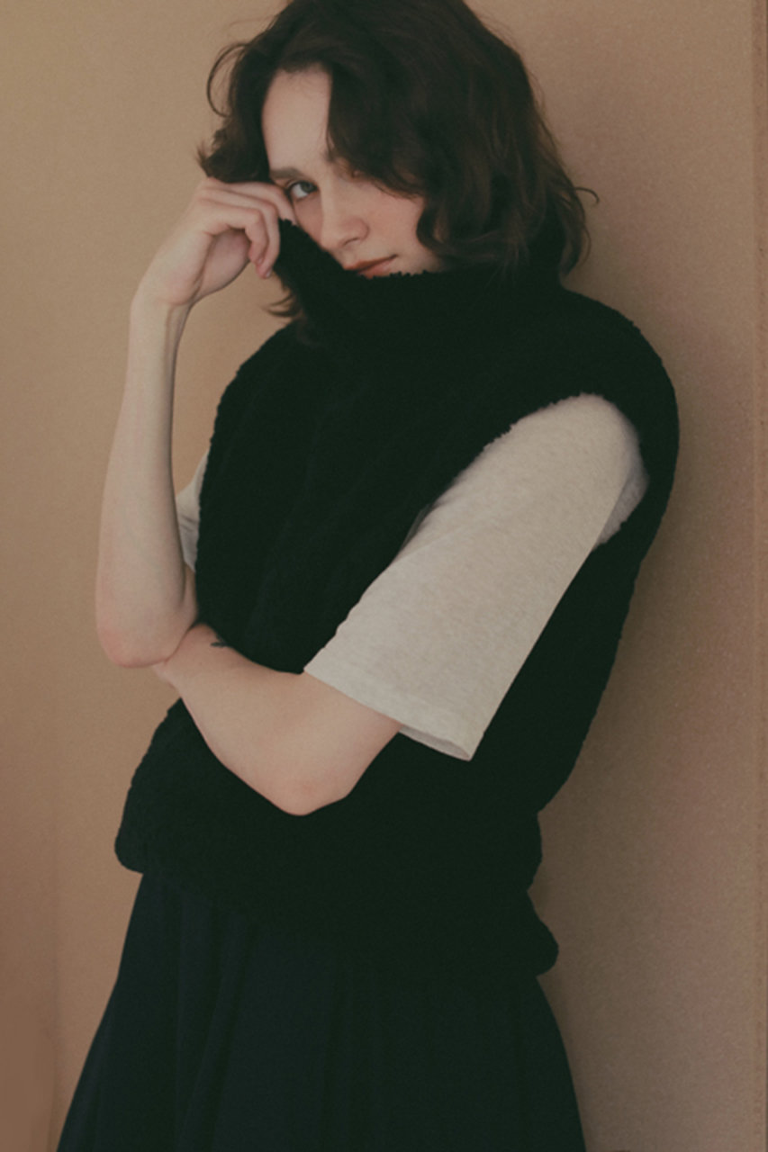 エトレトウキョウ/ETRE TOKYOの【4/16 19:00販売開始】【予約販売】モールヤーンハイネックニットベスト(ブラック/1226511042-0)