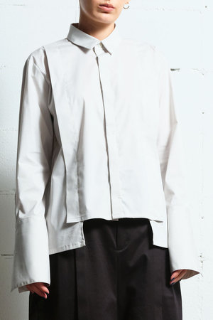 ピアッカセッテ/ph7+のタックロングスリーブシャツ(110400/110403)