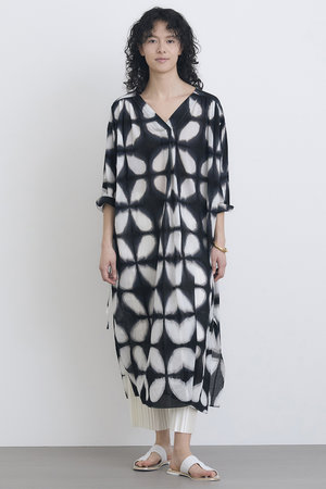 【SALE 28日まで！ 】Curensology カフタンワンピース 楽天市場】カフタンワンピース ロングワンピース レディース ドット柄