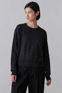 YLEVE（イレーヴ）の「＜YLEVE（イレーヴ）＞シャギー ニット プルオーバー □□□（ニット/セーター）」 - WEAR