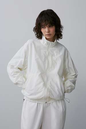 イレーヴ/YLEVEのＹ / RECYCLE NYLON MIX TAFFETA BLOUSON(110800/110802)