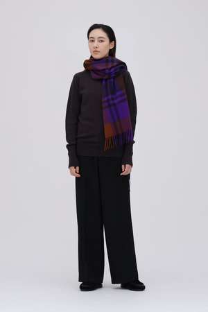 イレーヴ/YLEVEのYLEVE / WOOL TWILL TROUSERS(110600/110601)
