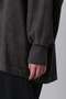 YLEVE / OPEN END COTTON PIGMENT DYE PULL OVER イレーヴ/YLEVE
