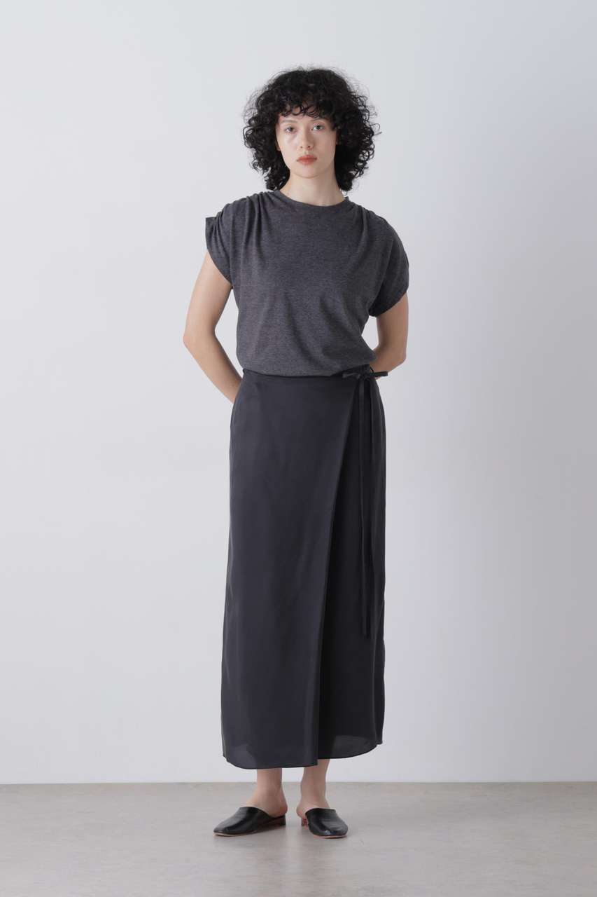 イレーヴ/YLEVEのYLEVE / SMOKY CUPRA SKIRT(ブラック/1686130110)