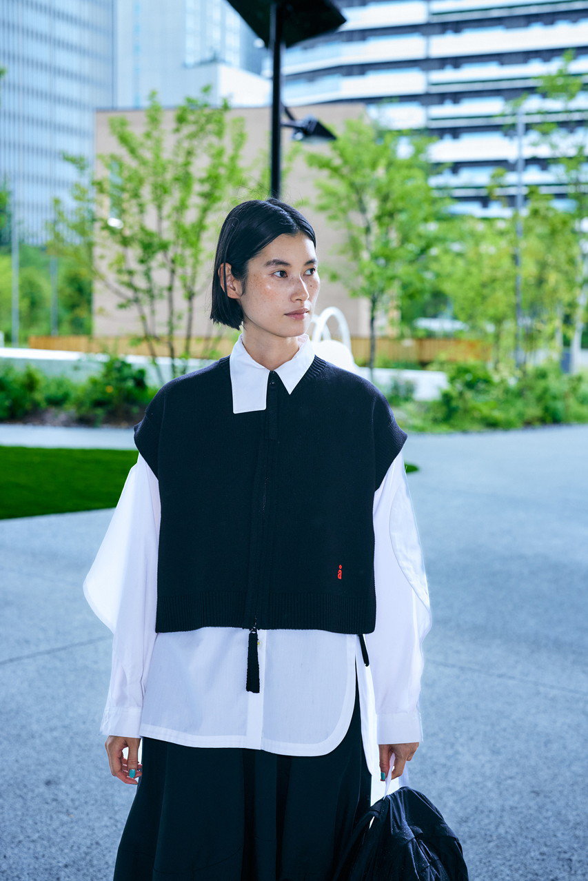 volume-sleeves shirt｜M｜Black｜shirts and blouses