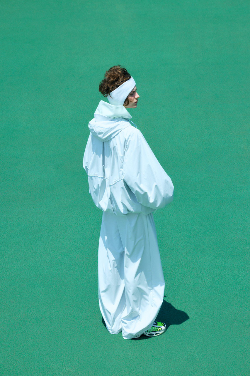 【最終値下げ】ナゴンスタンス　パラシュートパンツ nagonstans(ナゴンスタンス)｜wide cocoon parachute pants/Salt の