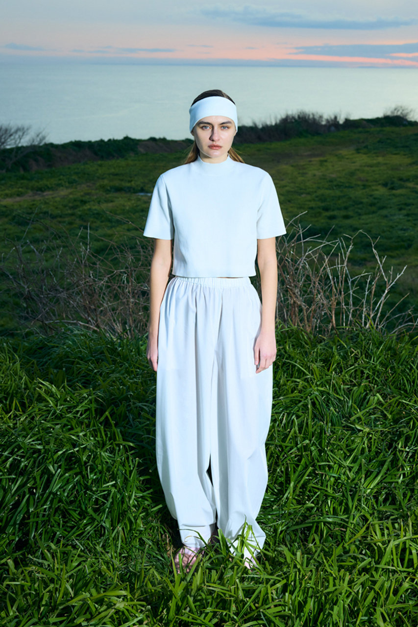 ナゴンスタンス★nagonstans バックウオームコンビプルオーバー ホワイト nagonstans(ナゴンスタンス)｜hi-neck cropped pullover/Salt の通販