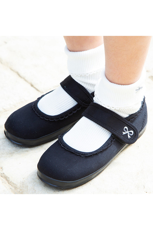 ポプキンズ/POMPKINSの【KIDS】リボン刺繍ベルトスニーカー ネイビー 21