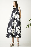 SHARP FLOWERプリント  キーネック Aラインドレス
