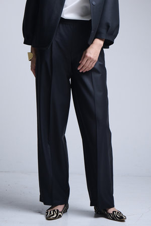 【美品】M-fil エムフィル 七分丈　パンツ 40 M・fil｜エムフィルの通販｜ELLE SHOP (エル・ショップ)