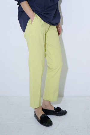 エムフィル/M・filのハイパワーストレッチ テーパード クロップド イージートラウザーズ