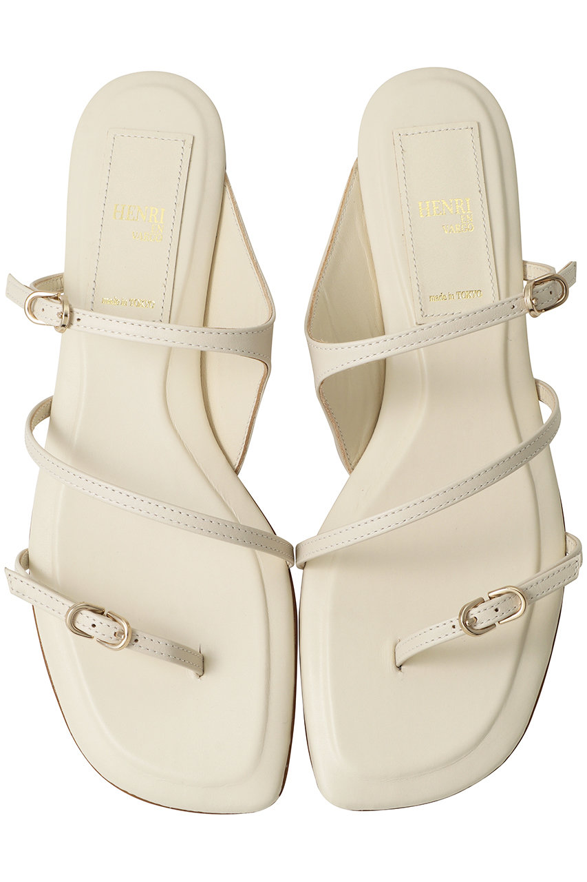 ヘンリ エン ヴァーゴ/HENRI EN VARGOのMargaret スキニーストラップフラットサンダル(アイボリー/261138)