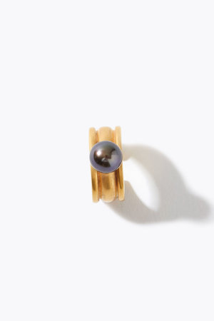 アルティーダ ウード/ARTIDA OUDのancient グレーパール イヤーカフ（片耳用）(150100/150102)