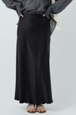 リベールサテンロングスカート