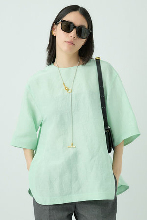Tシャツ・カットソー \"CHAOS GIRL\" WHITE WAXED T SHIRT Women's T-shirt with embroidered D patch | White | Diesel