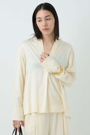 美品　Chaos カオス　サイドスリットシャツ オーバーサイズ　ブラウス　白⭐︎ 美品 Chaos カオス サイドスリットシャツ オーバーサイズ
