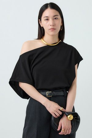 ella_web.shop⭐︎ギャザーブラウス 黒/新品 ella_web.shop⭐︎ギャザーブラウス 黒/新品