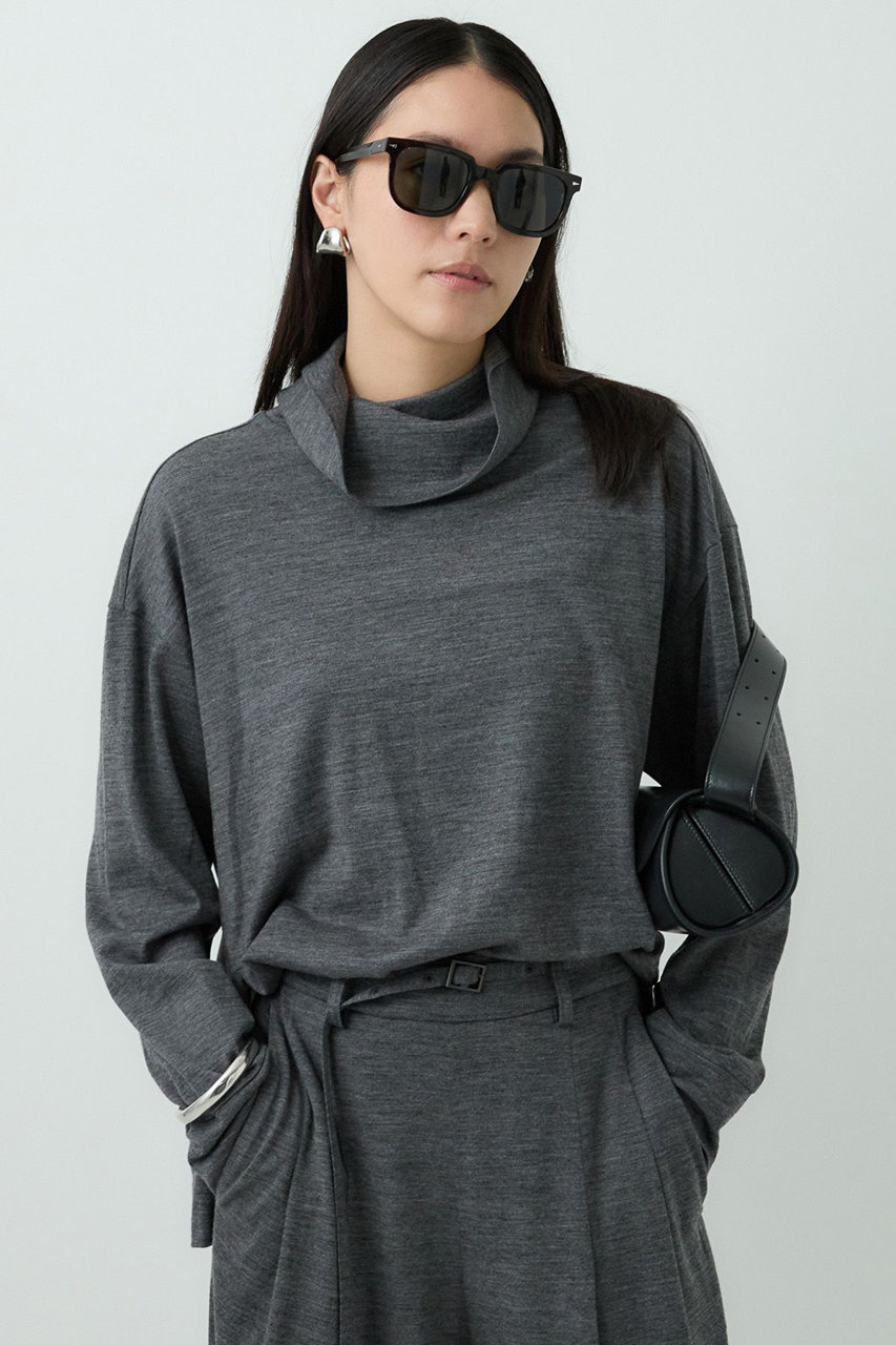 レダリーハイネックプルオーバー