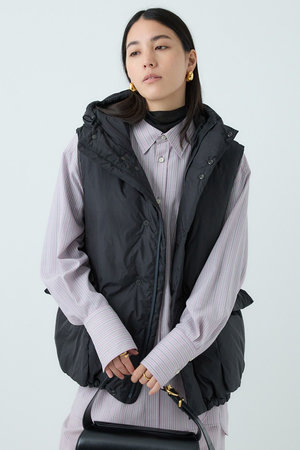 カオス/ChaosのREMI RELIEF別注ダウンベスト(110800/110806)