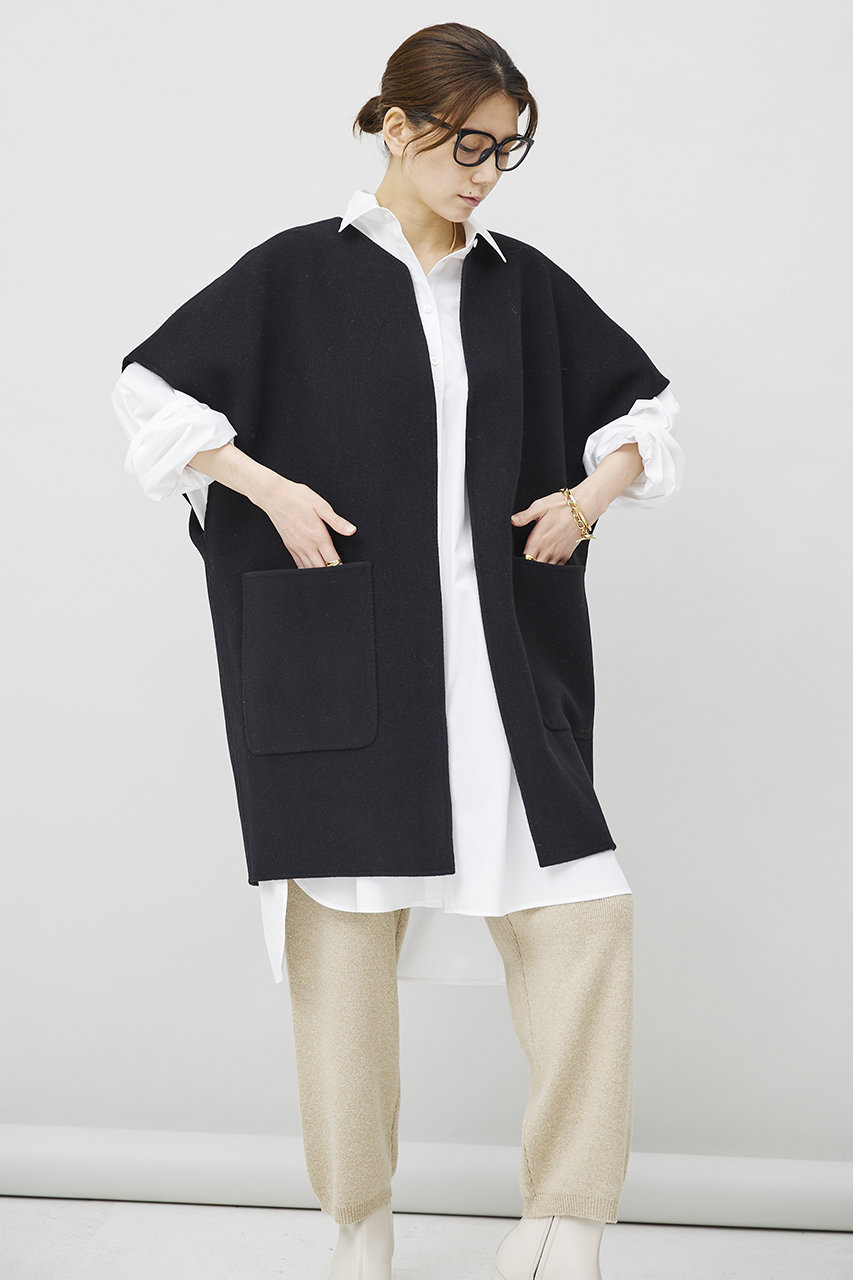 Curensology カレンソロジー マンテコノースリーブコート ブラック の通販 Elleshop エル ショップ