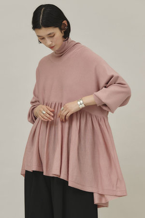 カレンソロジー/Curensologyのハイネックギャザーニットプルオーバー(110300/110301)