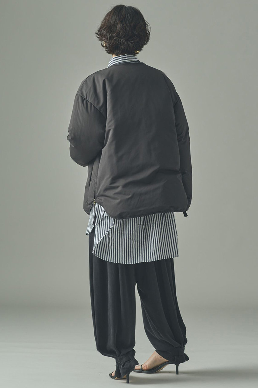 Curensology(カレンソロジー)｜サイドジップノーカラーダウン