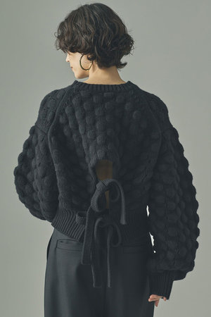 カレンソロジー フラッフィーギャザーニットプルオーバー ブラック