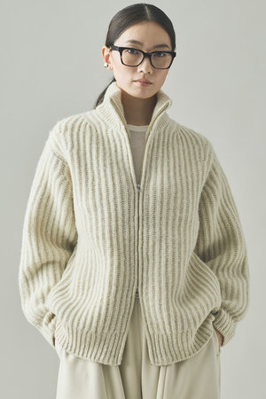 カレンソロジー/Curensologyのアゼアミニットブルゾン(110800/110802)