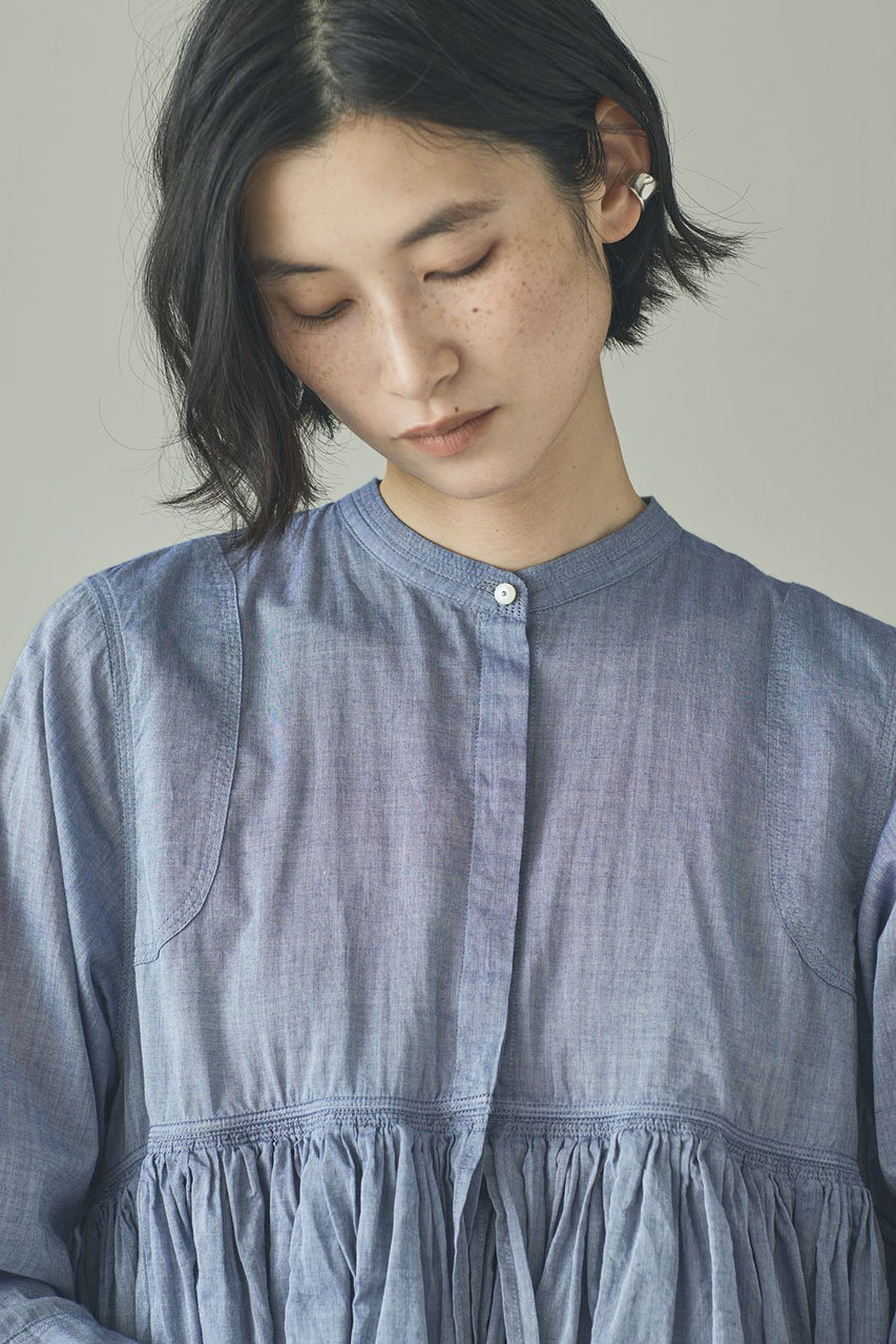 美品* カレンソロジー コットン リネン ギャザープルオーバーシャツ ブルー Curensology(カレンソロジー)｜シャンブレーレイヤードギャザー
