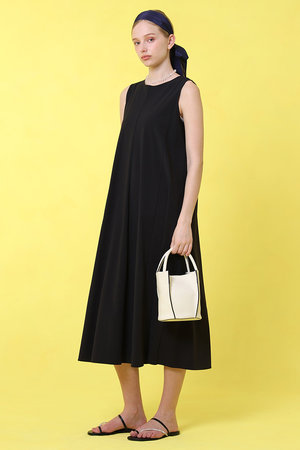 アナイ/ANAYIのナイロンジャージーフレア ワンピース(110500/110503)