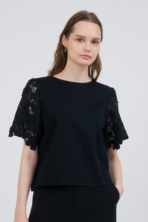 アナイ/ANAYIのコンパクトポンチスカラップ袖 プルオーバー(110100/110102)