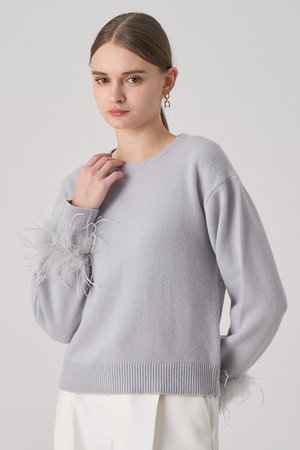 アナイ/ANAYIのフェザーバングル プルオーバー(110300/110301)