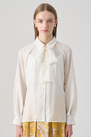 アナイ/ANAYIのビエラＶスリットシャツ ブラウス(110400/110403)