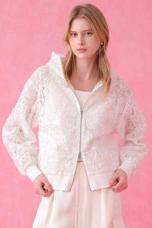 アナイ/ANAYIの【予約販売】チュールコードレースフーディブルゾン(110800/110802)