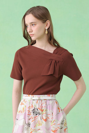 アナイ/ANAYIの【予約販売】アシンメトリクリボン プルオーバー(110300/110301)