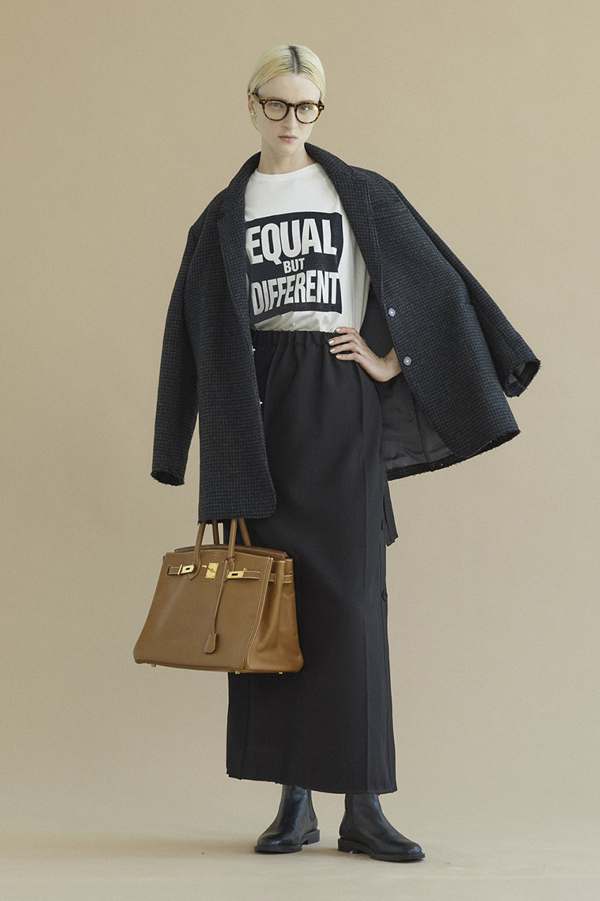 THIRD MAGAZINE(サードマガジン)｜【別注】KATHARINE HAMNETT×TM×mikomori EQUAL BUT  DIFERENT SLOGAN ノースリーブTシャツ/ホワイト の通販｜ELLESHOP・(エル・ショップ)