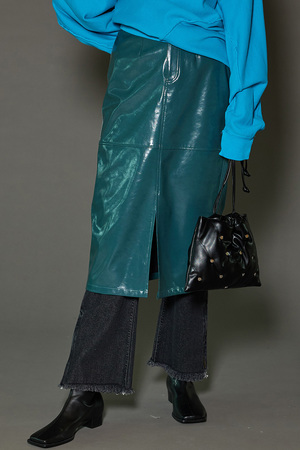 メゾンスペシャル/MAISON SPECIALのフェイクレザータイトスカート(110700/110702)