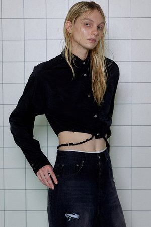 メゾンスペシャル/MAISON SPECIALのSheer Short Length Shirt/シアーショートシャツ(110400/110403)