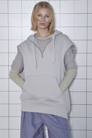 Cardboard Hood Vest/ダンボールフードベスト