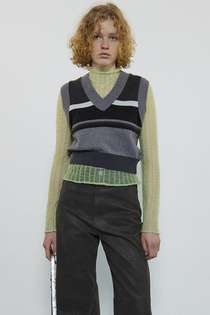 メゾンスペシャル/MAISON SPECIALのBicolor Knit  Vest/バイカラーベスト(110300/110301)