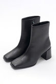 MAISON SPECIAL ロゴスクエアショートブーツ　シルバー MAISON SPECIAL(メゾンスペシャル)｜Logo Square Short Boots