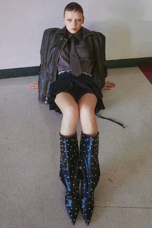 メゾンスペシャル/MAISON SPECIALのStuds Loose Long Boots/スタッズルーズロングブーツ(130300/130302)