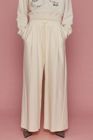 メゾンスペシャル/MAISON SPECIALのTuck Gather Wide Silhouette Sweatpants/タックギャザースウェットワイドパンツ