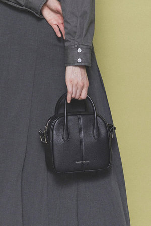 メゾンスペシャル/MAISON SPECIALのWide Strap Boston Bag/ワイドストラップボストンバッグ(120400/120401)